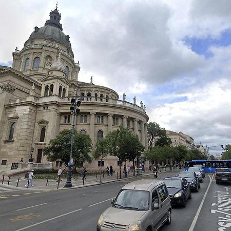 Free Parking Basilica Rob'S Home - Ac, Wi-Fi, Smart Tv Budapest Kültér fotó